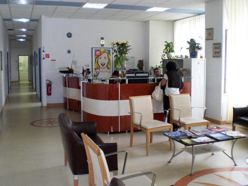 Klinik resepsiyonu
